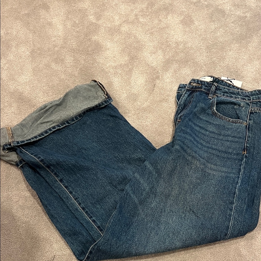 Women's Hidden Wide Leg Cuffed Jeans
